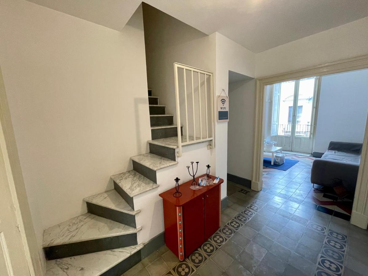 San Giuliano'S Street - Holiday Home Katanya Dış mekan fotoğraf
