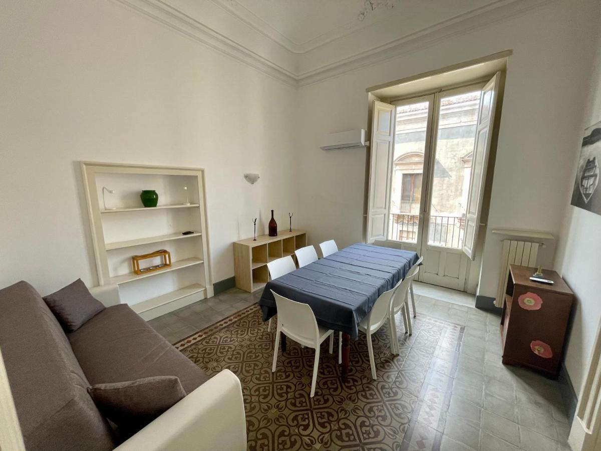 San Giuliano'S Street - Holiday Home Katanya Dış mekan fotoğraf