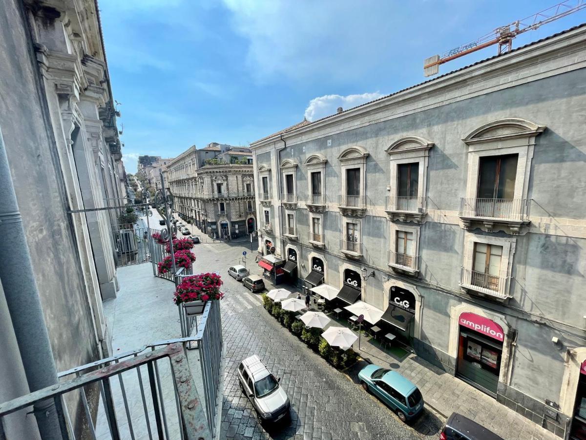 San Giuliano'S Street - Holiday Home Katanya Dış mekan fotoğraf