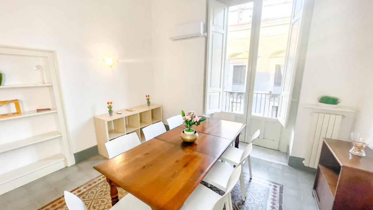 San Giuliano'S Street - Holiday Home Katanya Dış mekan fotoğraf